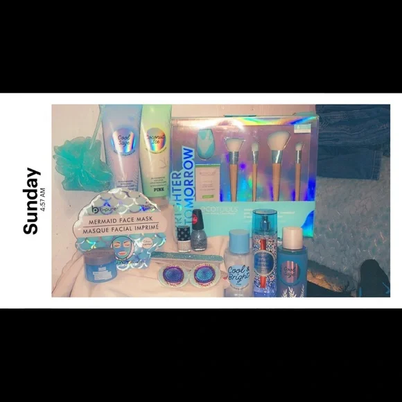 Victoria secrets set